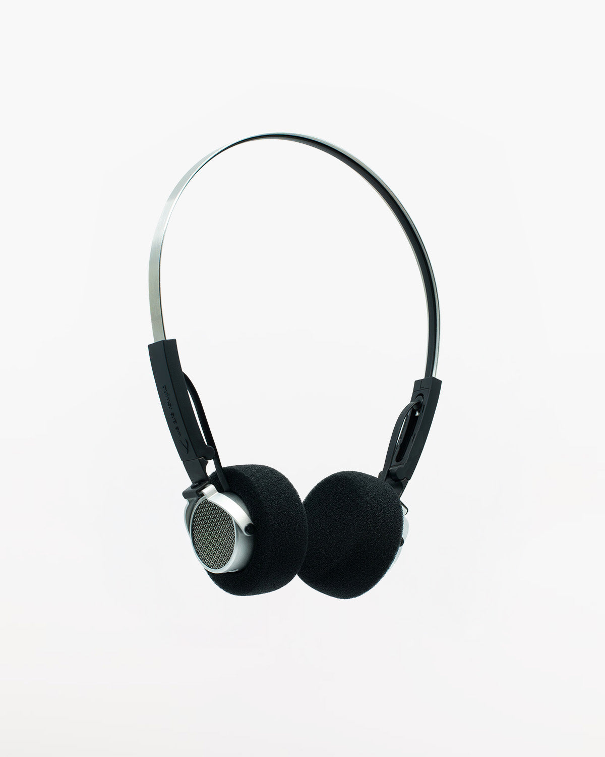 [Freddie] Headphones