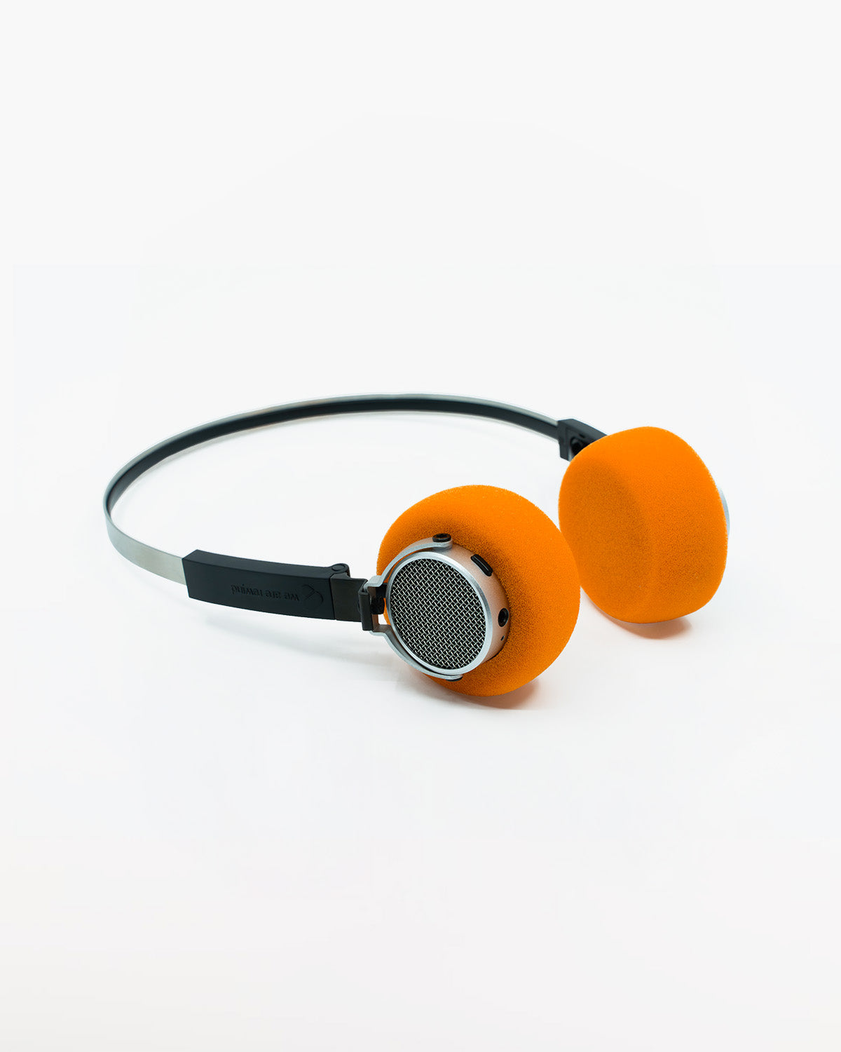 [Freddie] Headphones